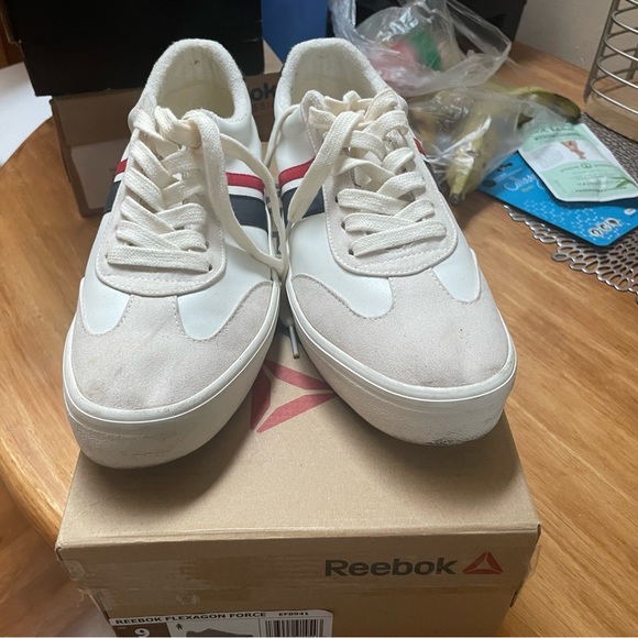 ASOS white shoes, NWOT, great condition, size 9/40 - Picture 2 of 3